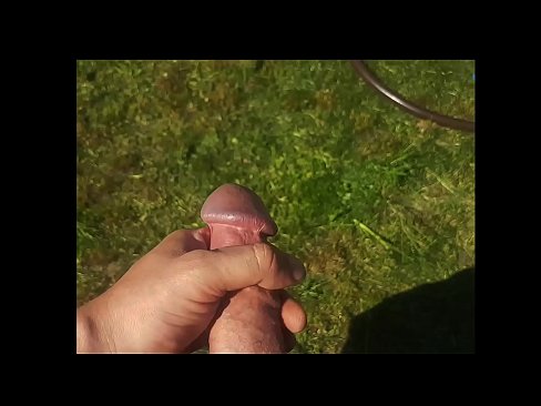 ❤️ Hottie si fa scopare a figa rosa è cums cun un squirt in un giardinu d'estate ❤ Super porn à noi % co.milf300com.ru% ❌